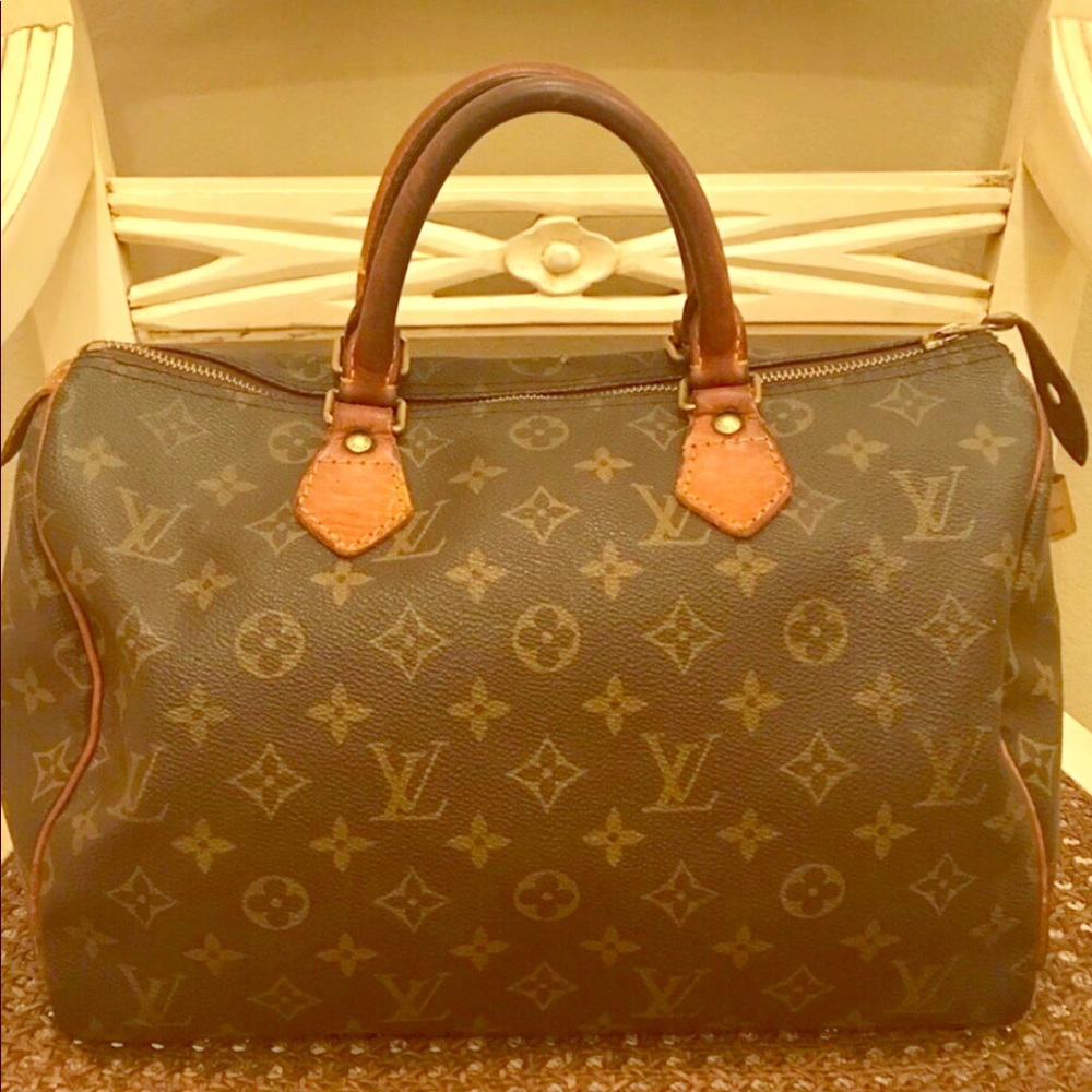 Louis Vuitton Speedy 30